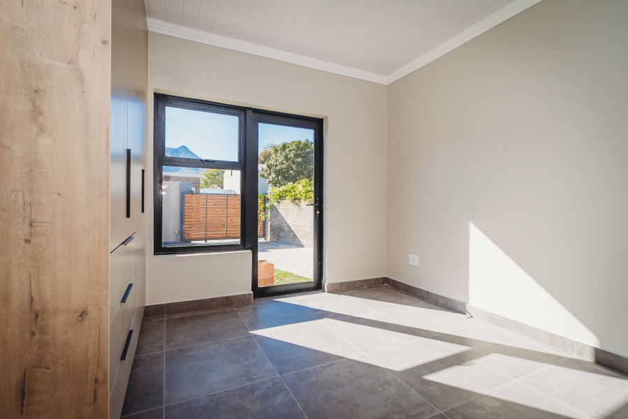 3 Bedroom Property for Sale in Blanco Western Cape